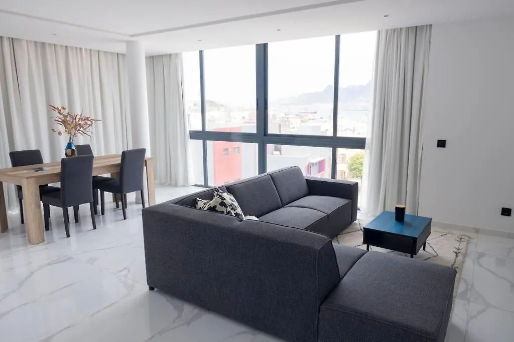 Bliss Apartments T2 - Julia Минделу